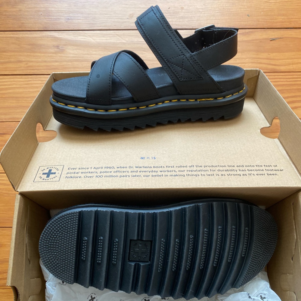Dr. Martens Voss II